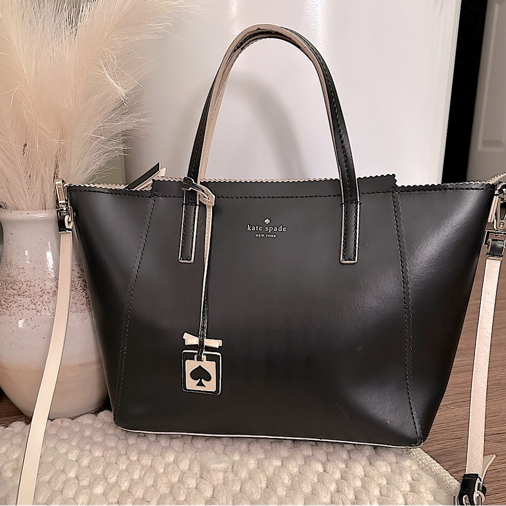 KATE SPADE CROSSBODY BLACK AND CREAM TOTE